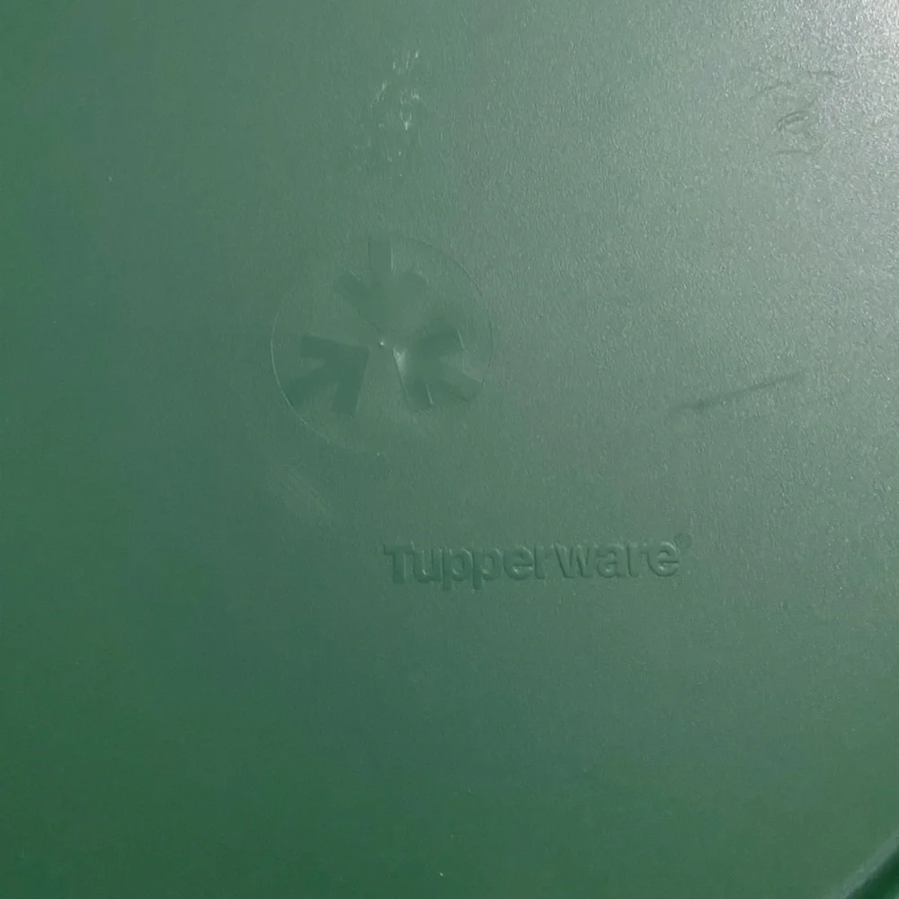 Tupperware One Touch 